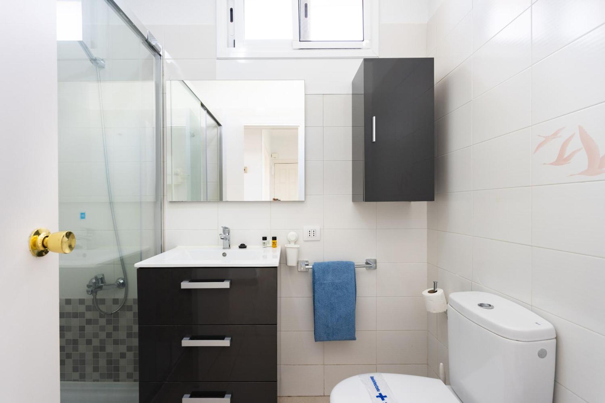 Frontline Playa Las Vistas With Pool, Parking, Sea Los Cristianos  Εξωτερικό φωτογραφία