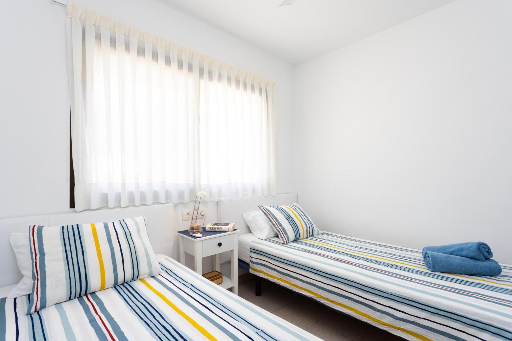 Frontline Playa Las Vistas With Pool, Parking, Sea Los Cristianos  Εξωτερικό φωτογραφία